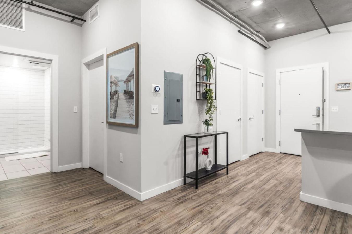 Modern 2 Bed Getaway Steps From Tropicana Field Sankt Petersburg Zewnętrze zdjęcie